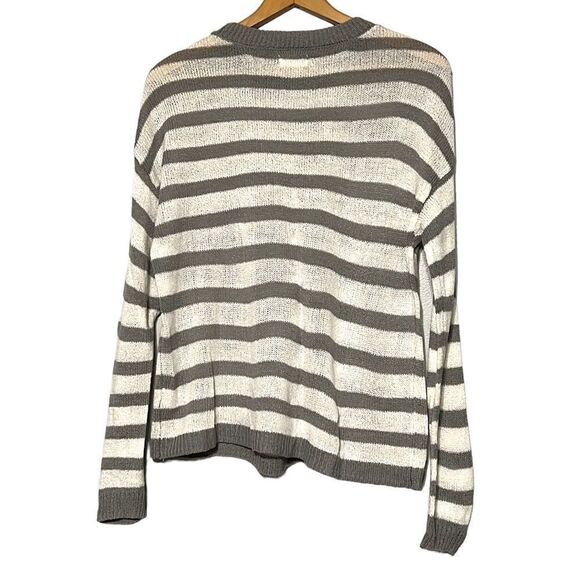Striped Sweater Junior's Medium SO Gray & White Knit Round Neck Pullover - Picture 7 of 10